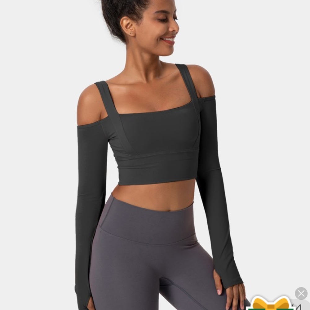 HALARA Square Neck Cold Shoulder Thumb Hole Cropped Sports Top